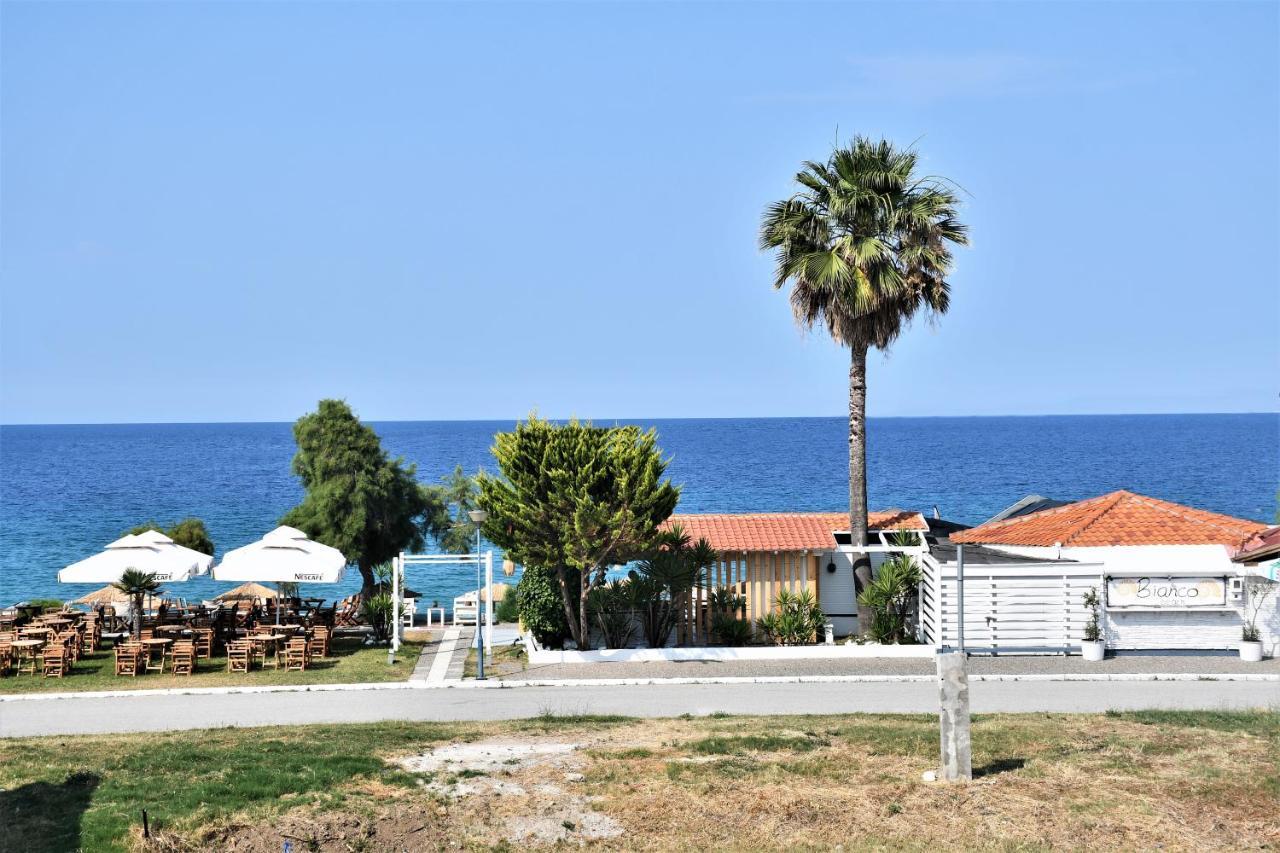 La Mer Luxury Apartments Ierissos Exterior foto